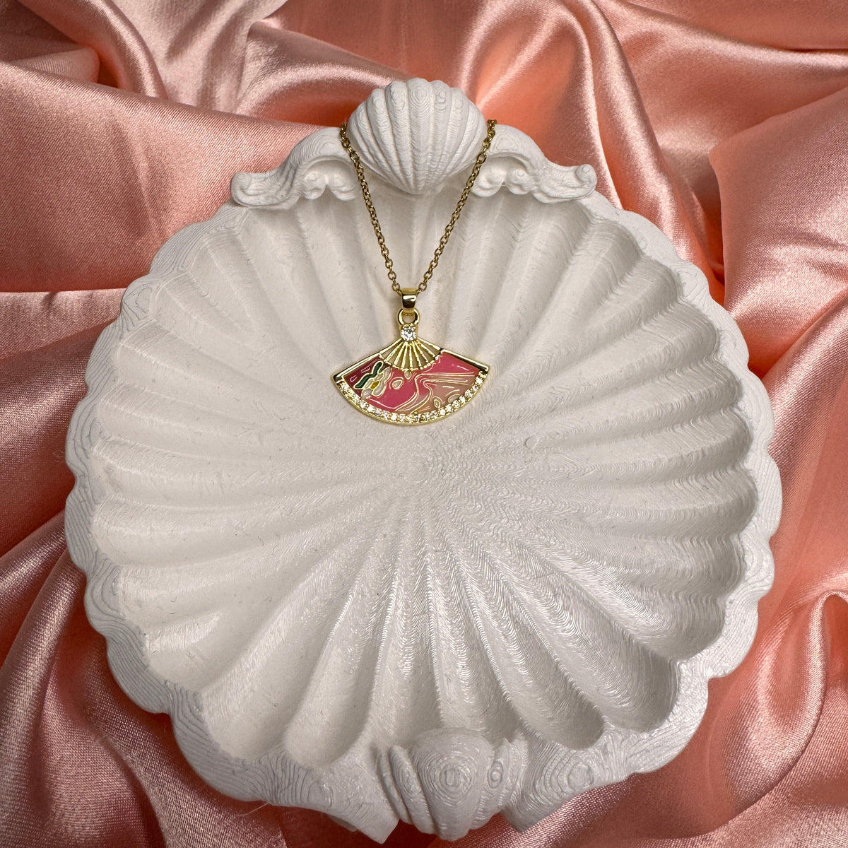 Aura Yelpaze Figürlü Taşlı Çelik Kolye Pembe