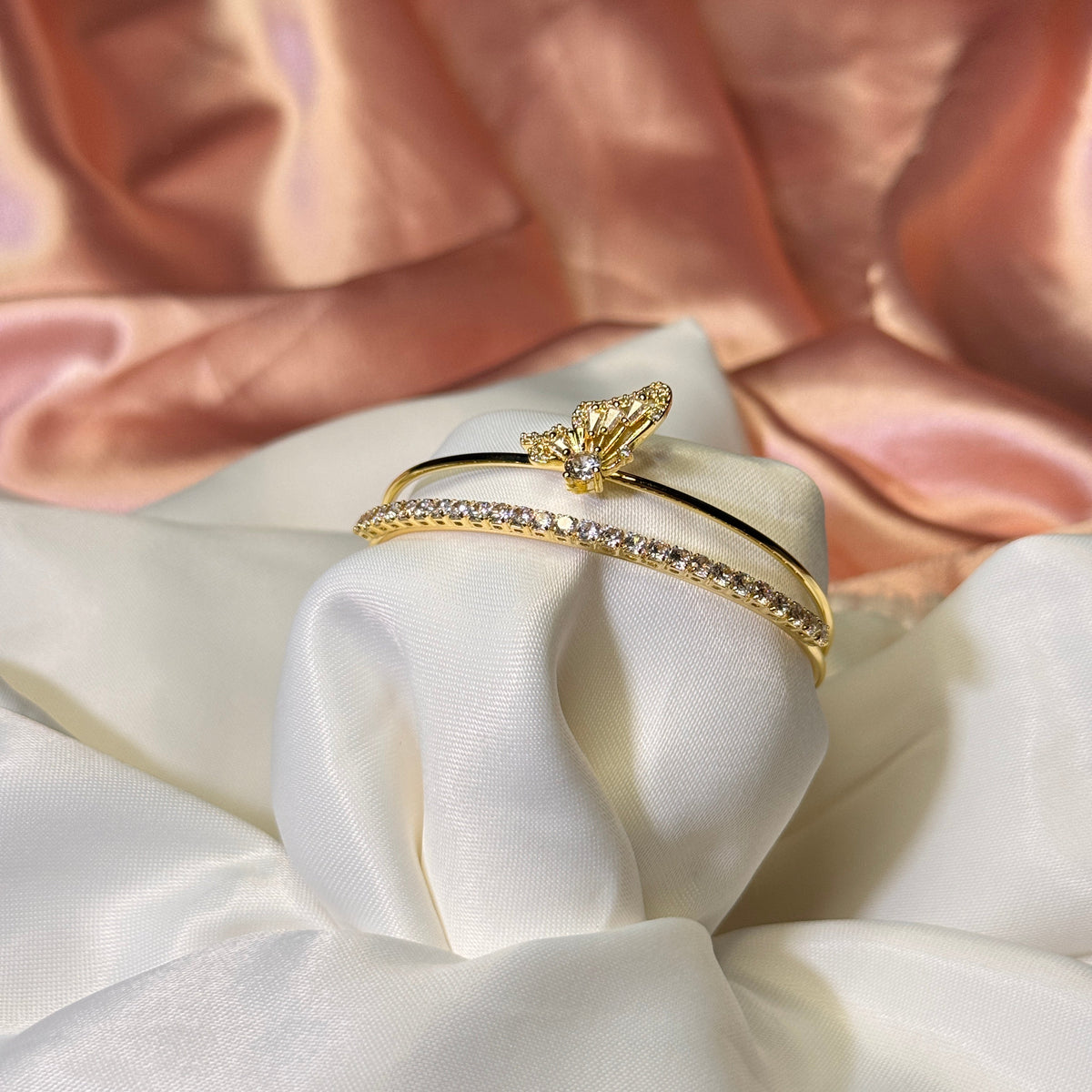 Rose Gösterişli Kelebekli Çift Sıra Kelepçe Bilezik Gold
